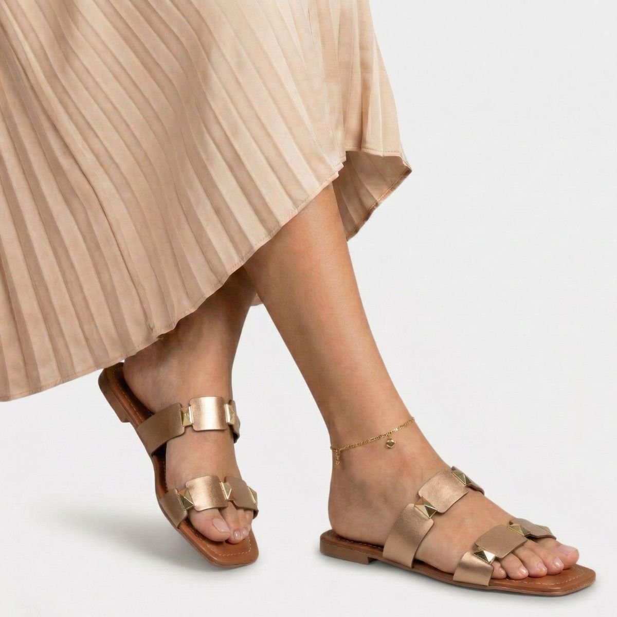 Rasteira Cia do Porto Spikes Fosco Feminina - Bronze Cinza 6