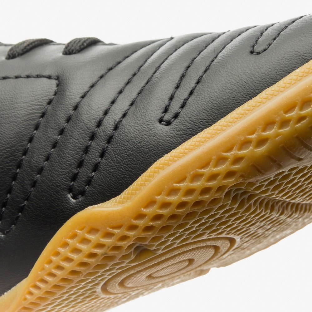 Chuteira Futsal Umbro Class Preto/Branco Preto/Branco 5