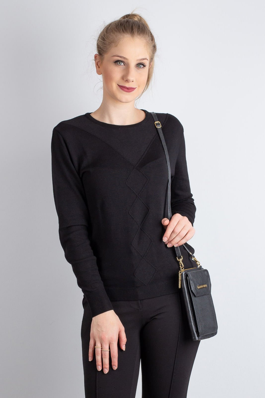 Carteira feminina de couro liso com alca Rafa Preto 6