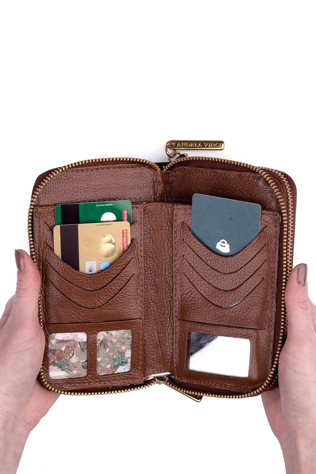 Carteira feminina de couro croco Martina Marrom 2