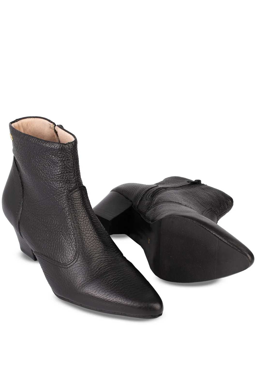 Bota cano curto com salto 7566 Preto 4