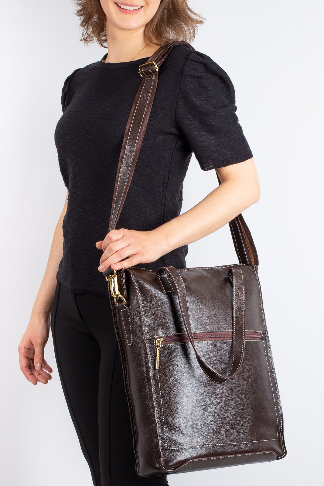 Bolsa para notebook em couro liso Sandra Marrom 4