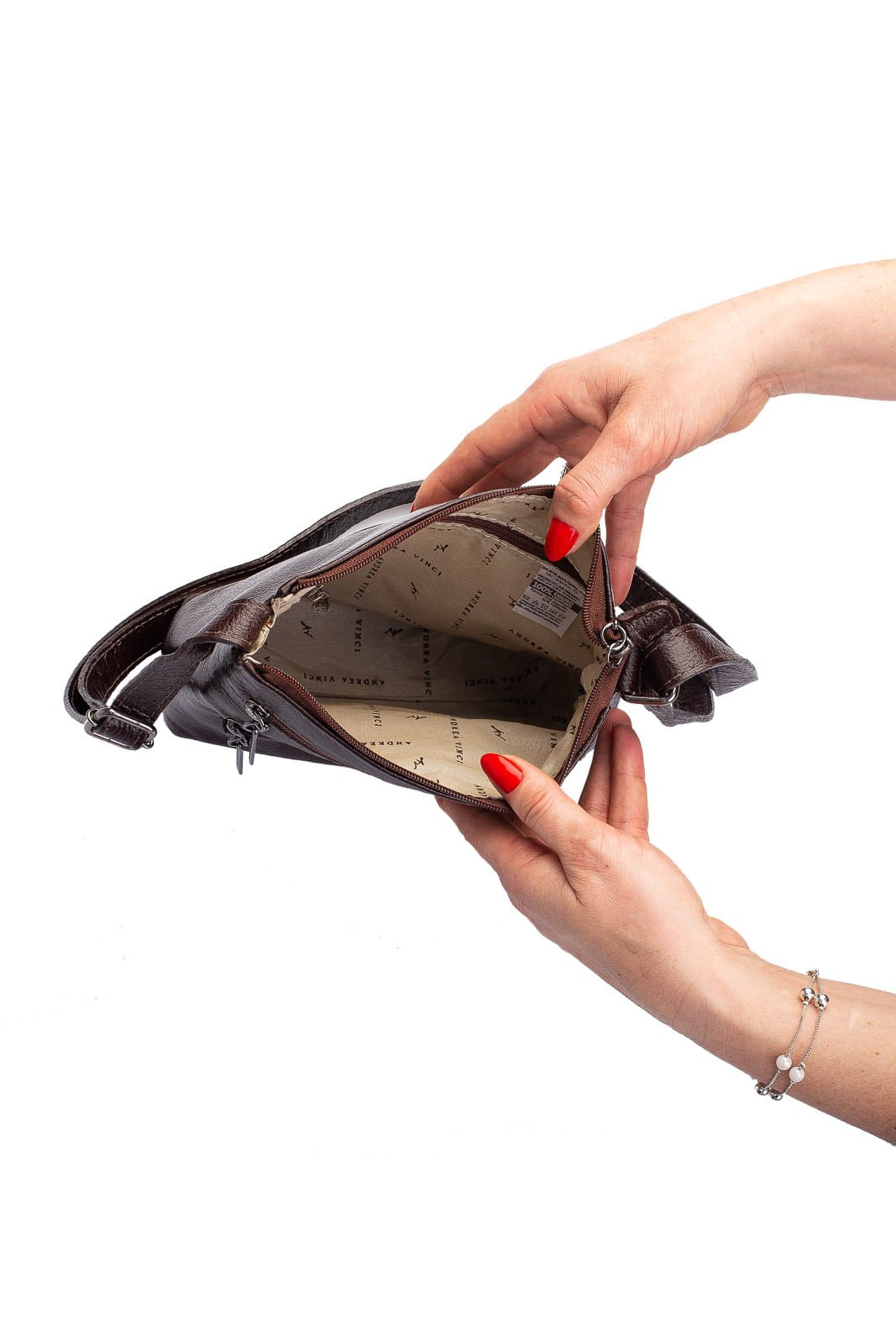 Bolsa transversal de couro liso grafite Maura Marrom 6