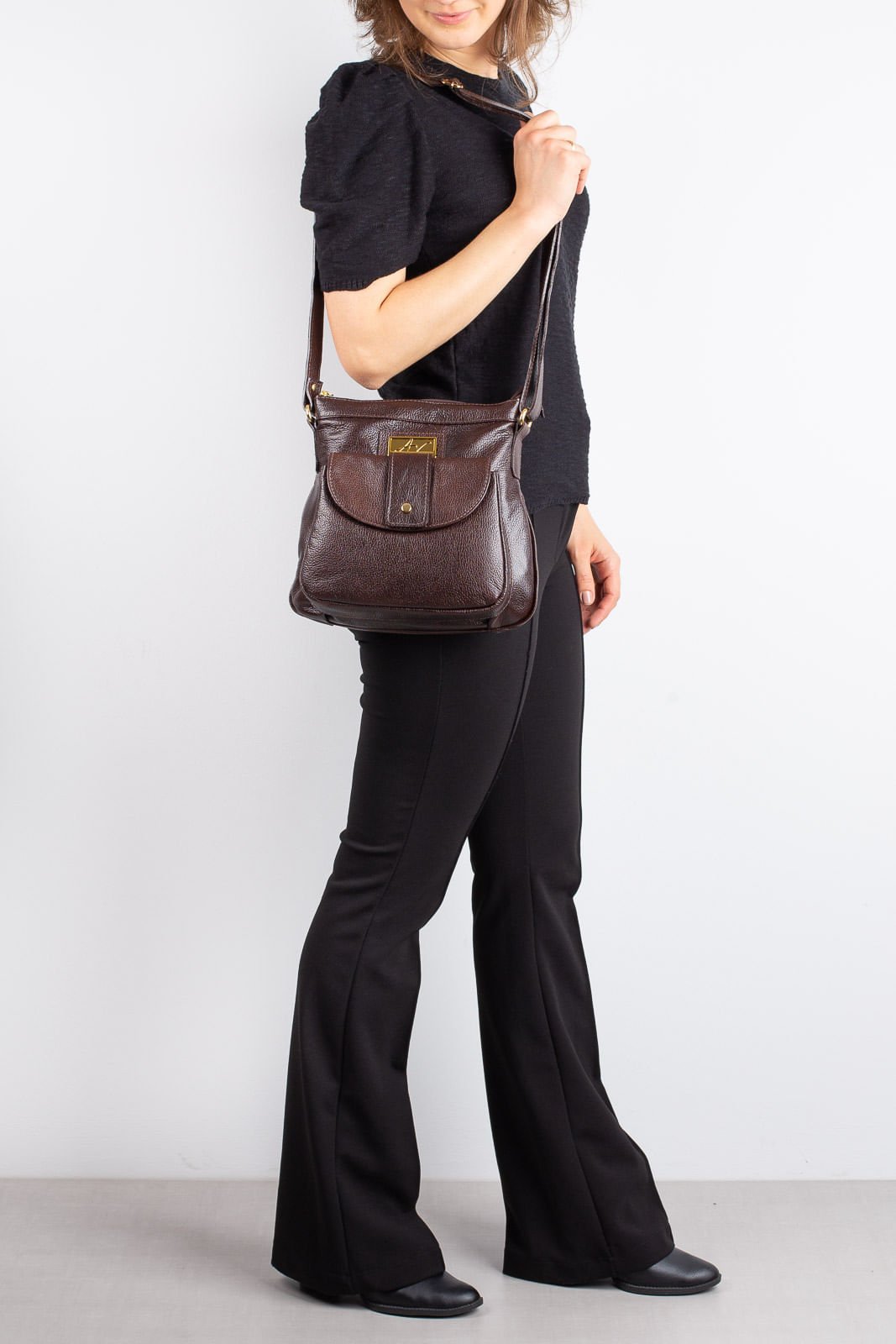 Bolsa tiracolo de couro liso Elis Marrom 5