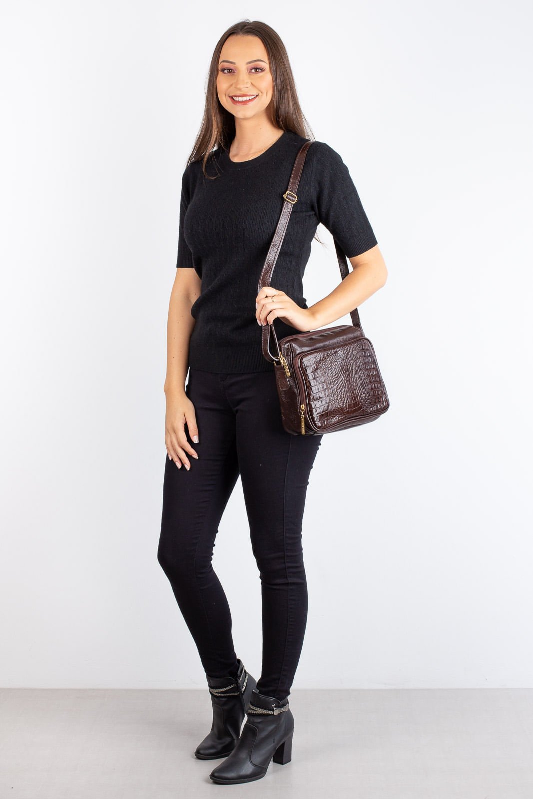 Bolsa de couro croco tiracolo com divisorias Rita Marrom 5