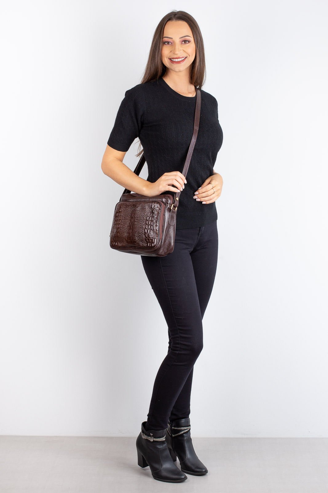 Bolsa de couro croco tiracolo com divisorias Rita Marrom 6