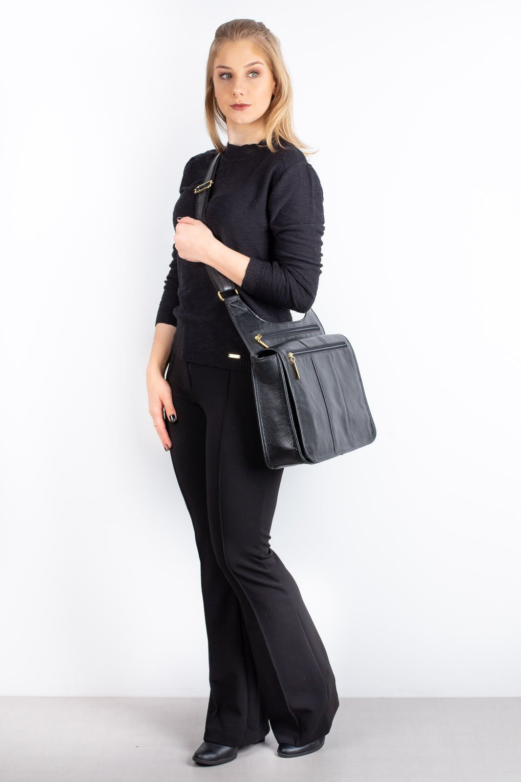 Pasta carteiro de couro liso Jessica Preto 6