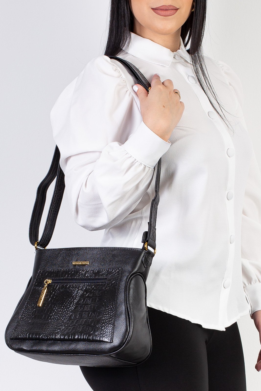 Bolsa feminina tiracolo de couro croco Maisa Preto 4