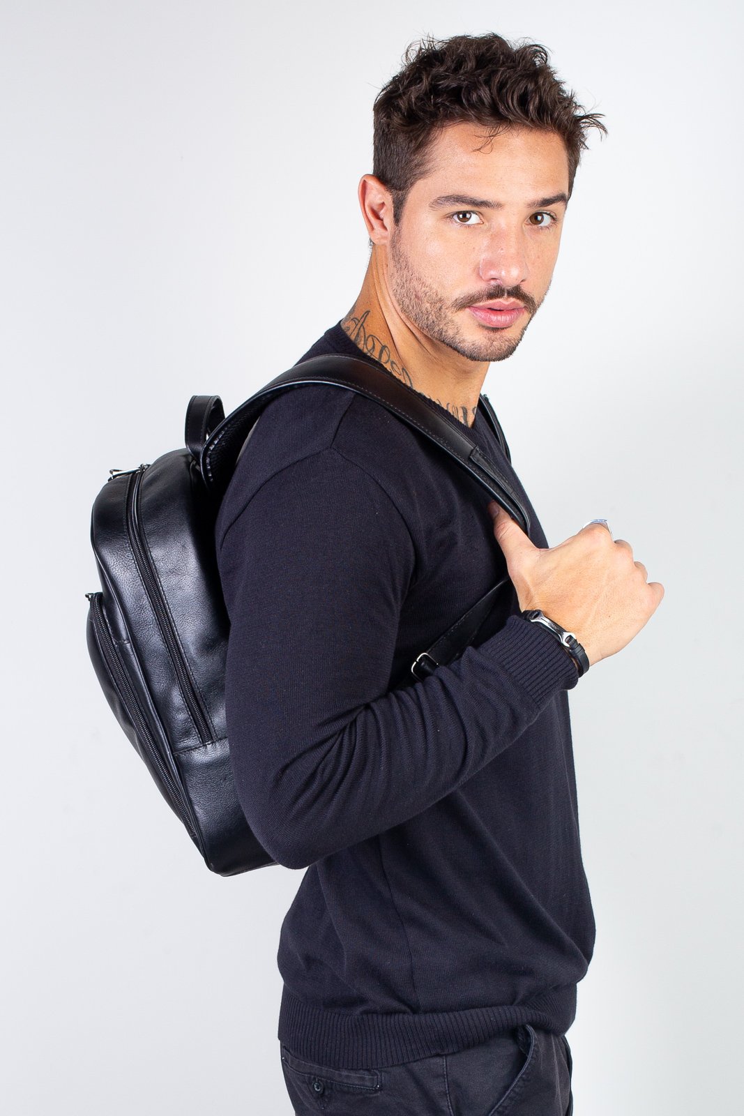 Mochila masculina de couro italiano Steve Preto 3