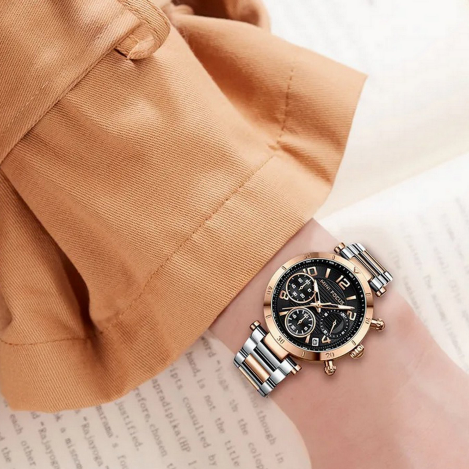 Relogio de Quartzo Feminino Minimalista com Strass Movimento de Quartzo Prata/Rosa 4