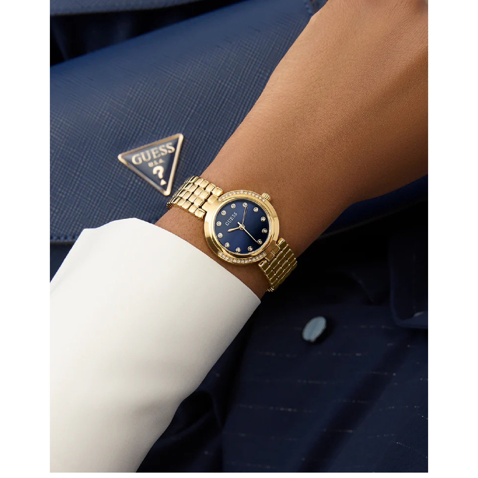Relógio Feminino Guess GW0930L4 Dourado Dourado 2