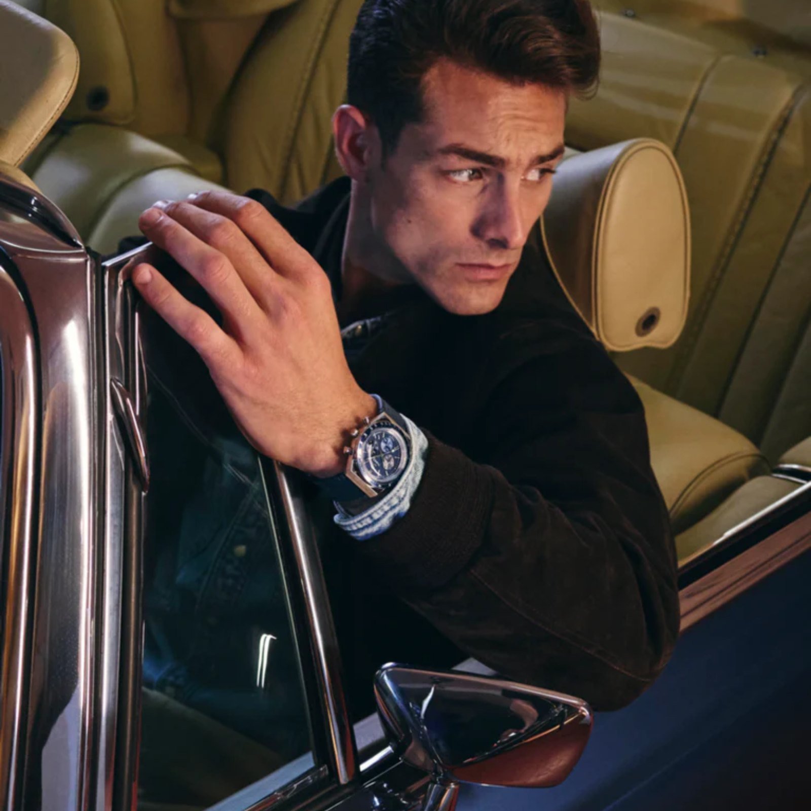 Relógio Q Timex Chronograph TW2Y36100 Azul 8