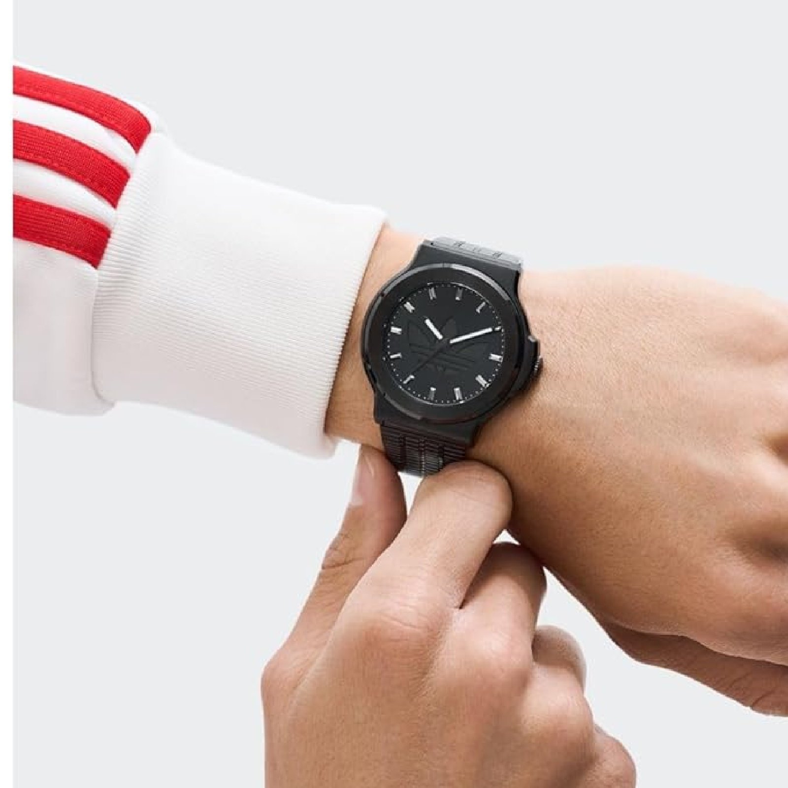 Relógio Adidas Expression Three AOFH25504 Preto 2