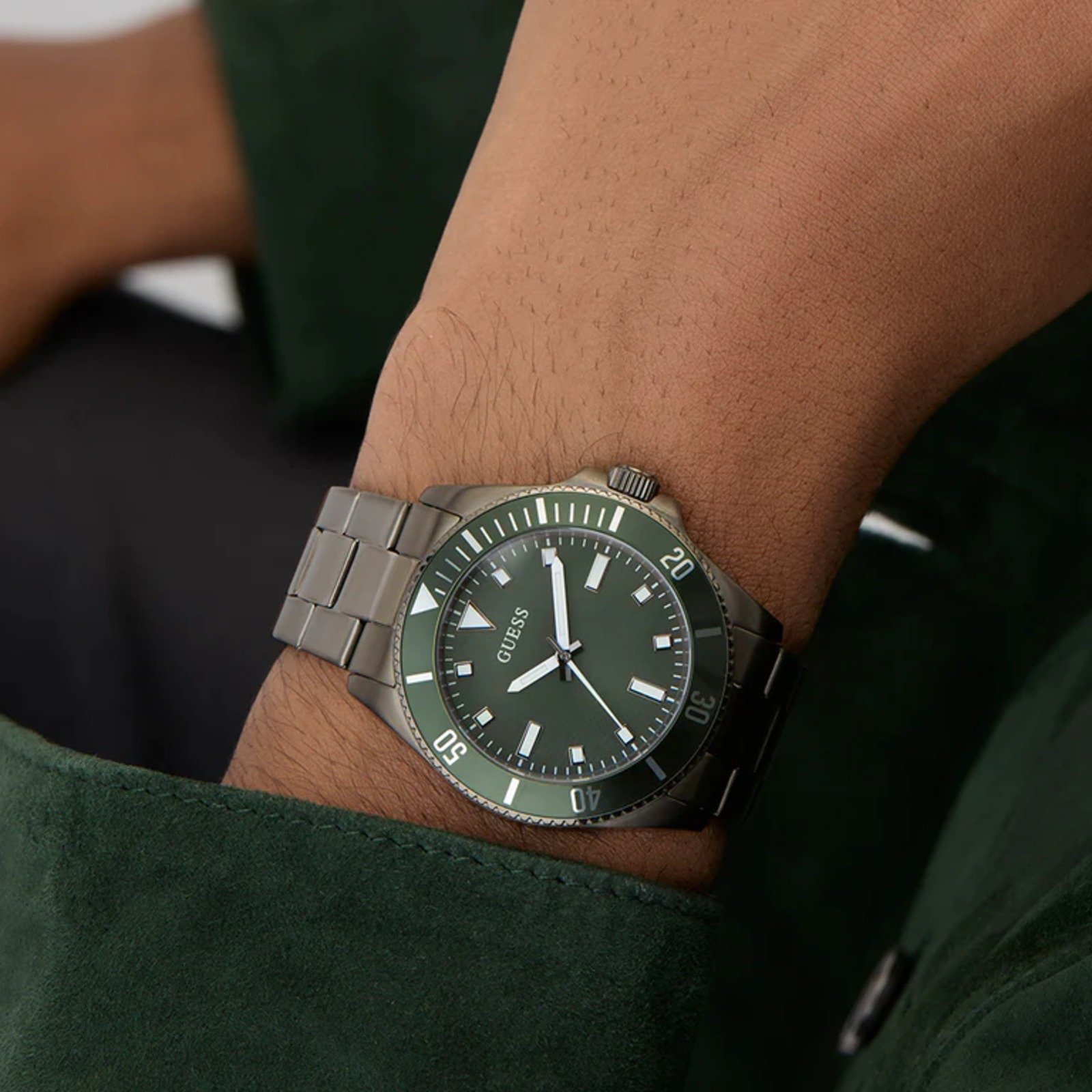 Relógio Guess Masculino Cliff GW0968G3 Bronze Preto 5