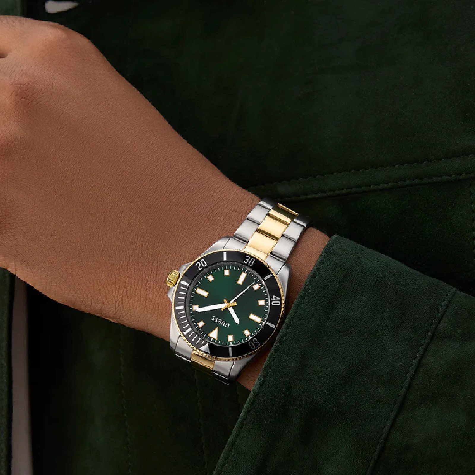 Relógio Guess Masculino Cliff GW0968G4 Bicolor Prata/Dourado 4