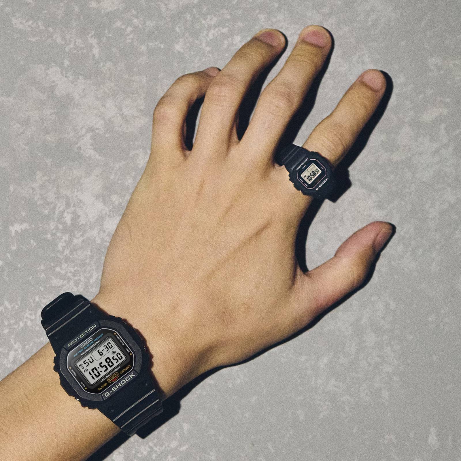 Relógio Casio G-Shock Nano DWN-5600-4DR