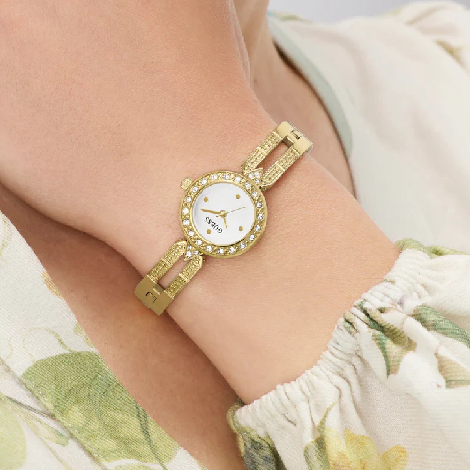 Relógio Guess GW1016L2 Feminino 23mm Aço Inoxidável Dourado 2