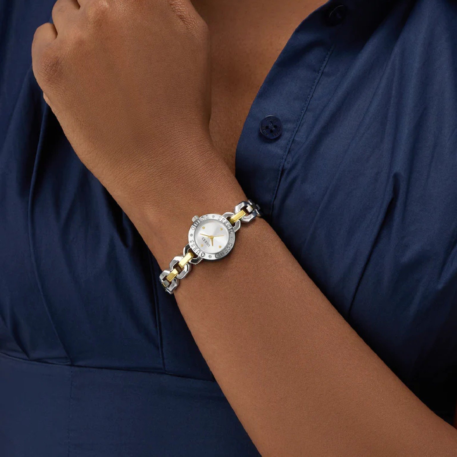 Relógio Guess GW1019L3 Feminino 23mm Aço Inoxidável Dourado/Prata 6