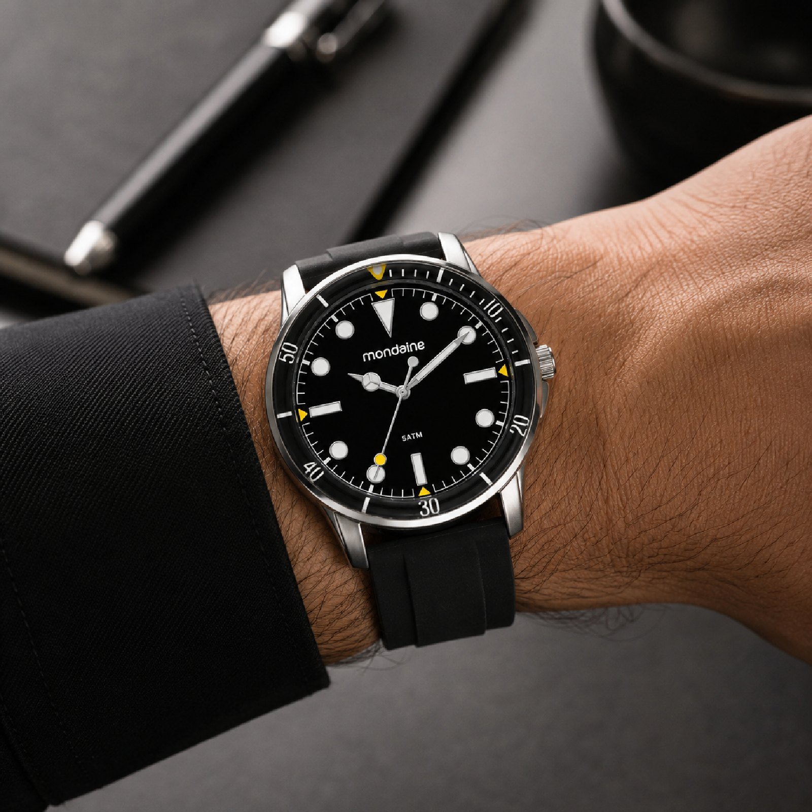 Relógio Mondaine Masculino 33044G0MVNI2 44mm Prata 2