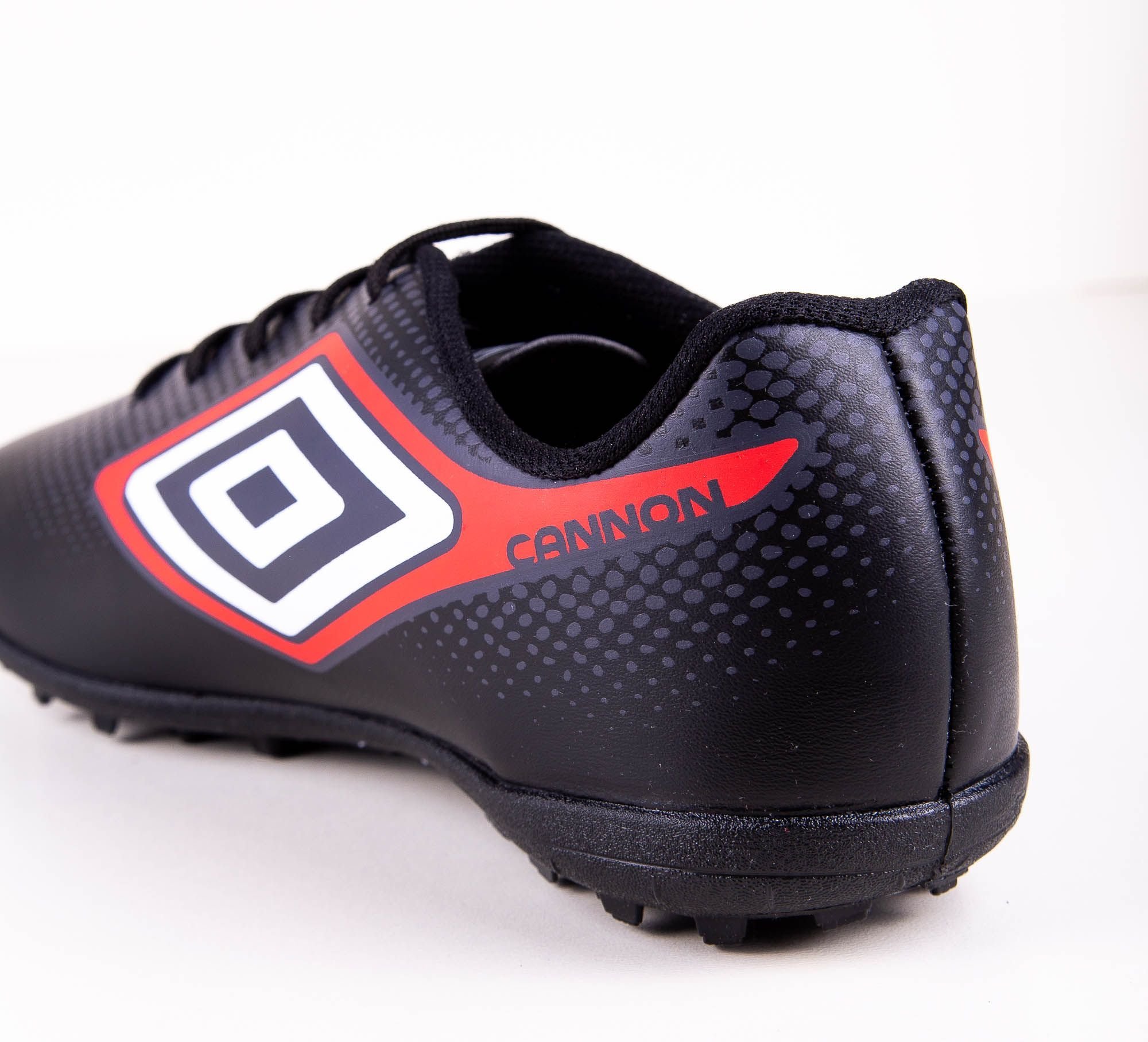 Chuteira Umbro Cannon Society Preto 3