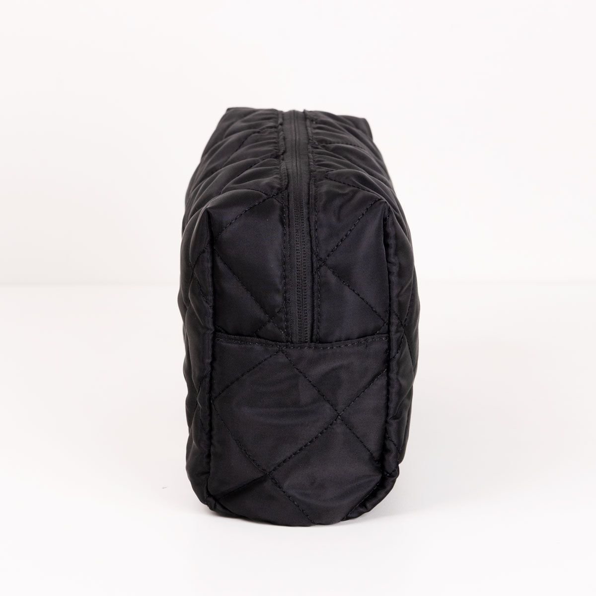 Necessaire Media Matelasse Preta Preto 3