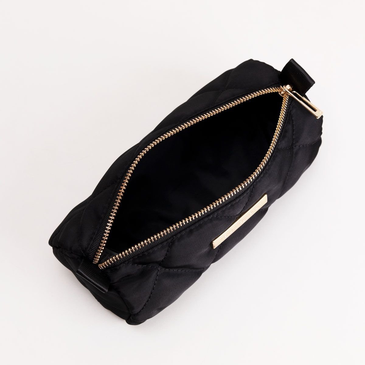 Estojo Básico Matelassê Preto Preto 3
