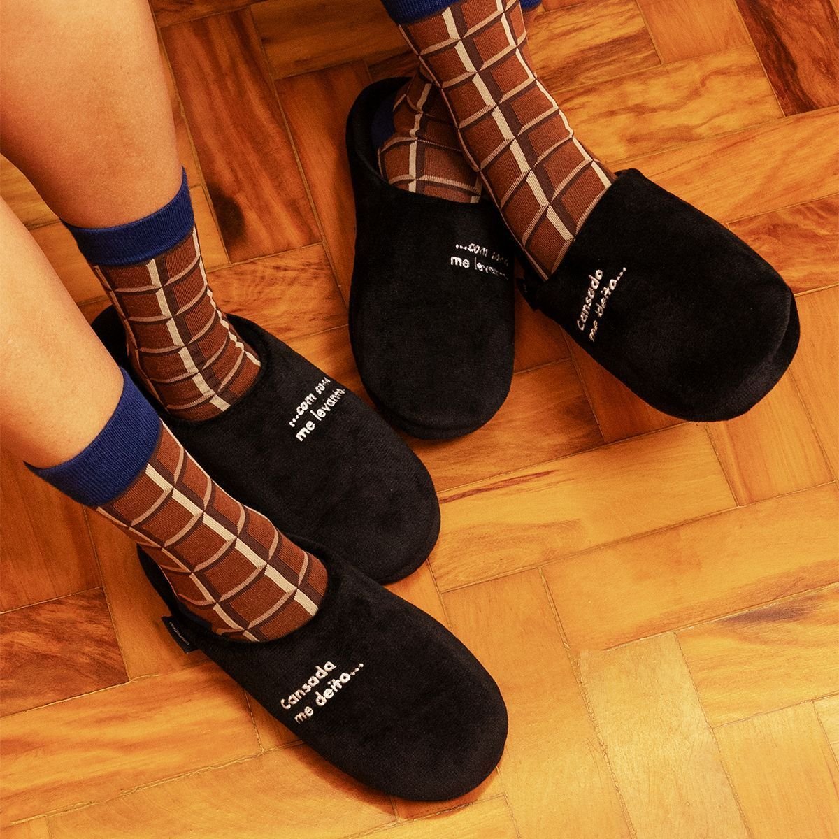 Pantufa Feminina Cansada Me Deito Preto 2