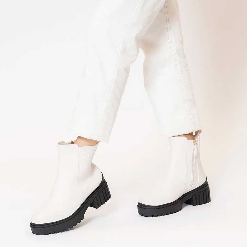 Bota Feminina Chelsea J-Lastic Snow Preto Petite Jolie PJ6156 Preto 2