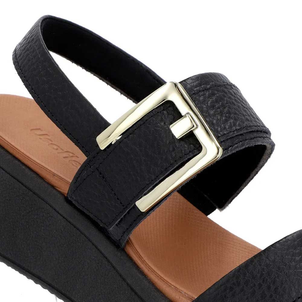 Sandália Anabela Feminina Couro Fivela Preto Usaflex AM23003 Preto 4