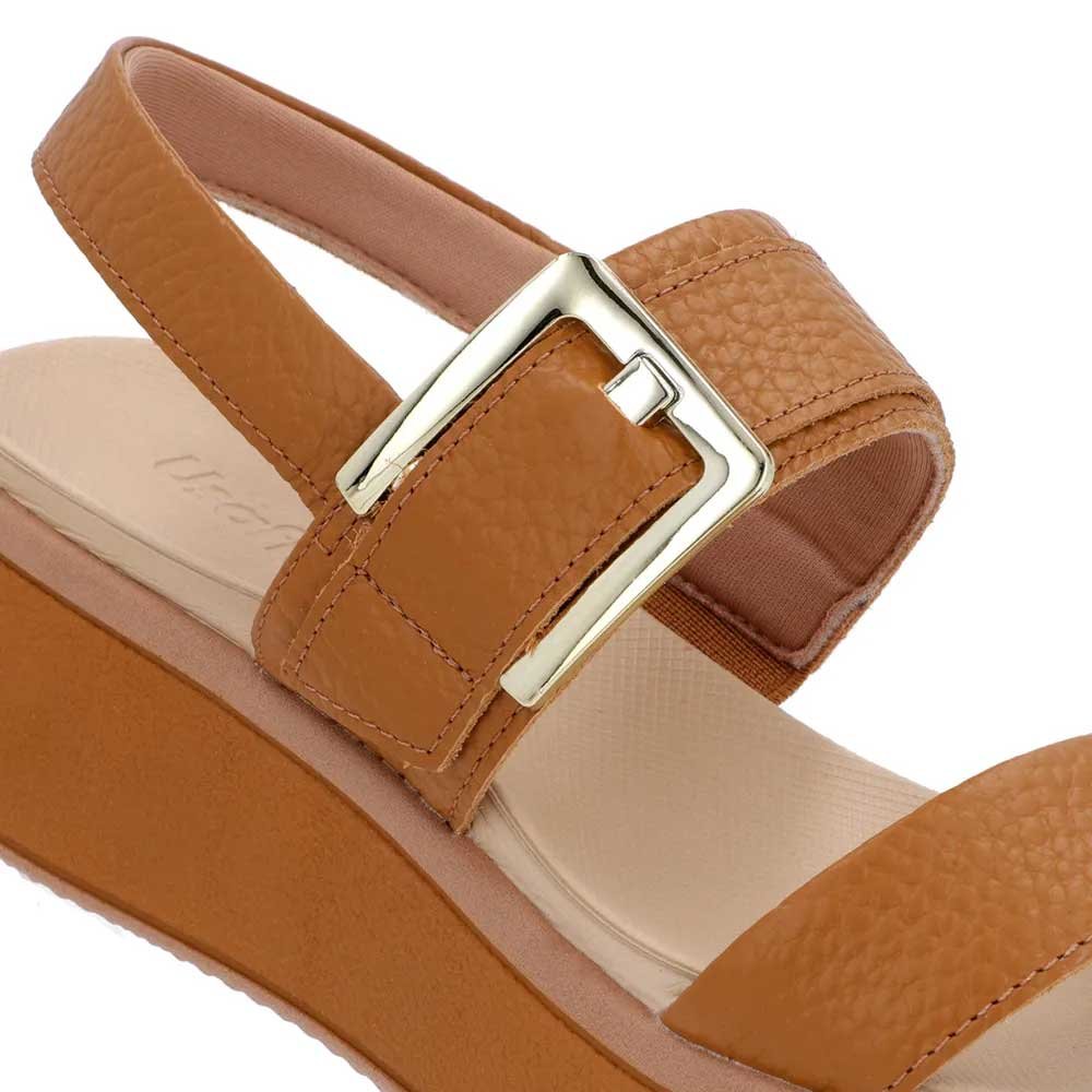 Sandália Anabela Feminina Couro Fivela Tan Usaflex AM23003 Marrom 4