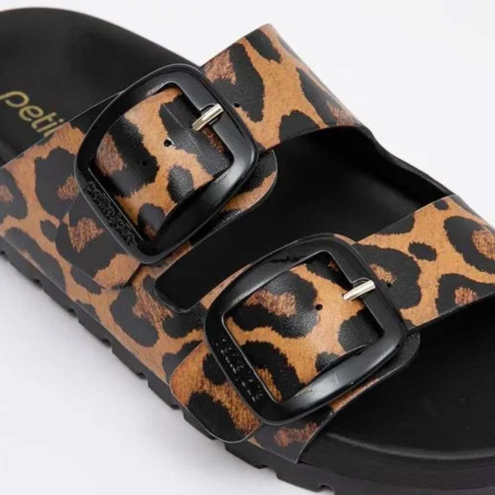 Chinelo Feminino Lovin Flat Preto Animal Print Petite Jolie PJ7289 Preto 3