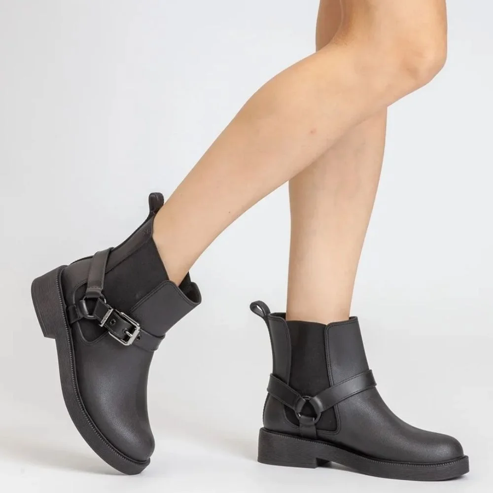 Bota Feminina Boston Preto Petite Jolie PJ7467 Preto 2