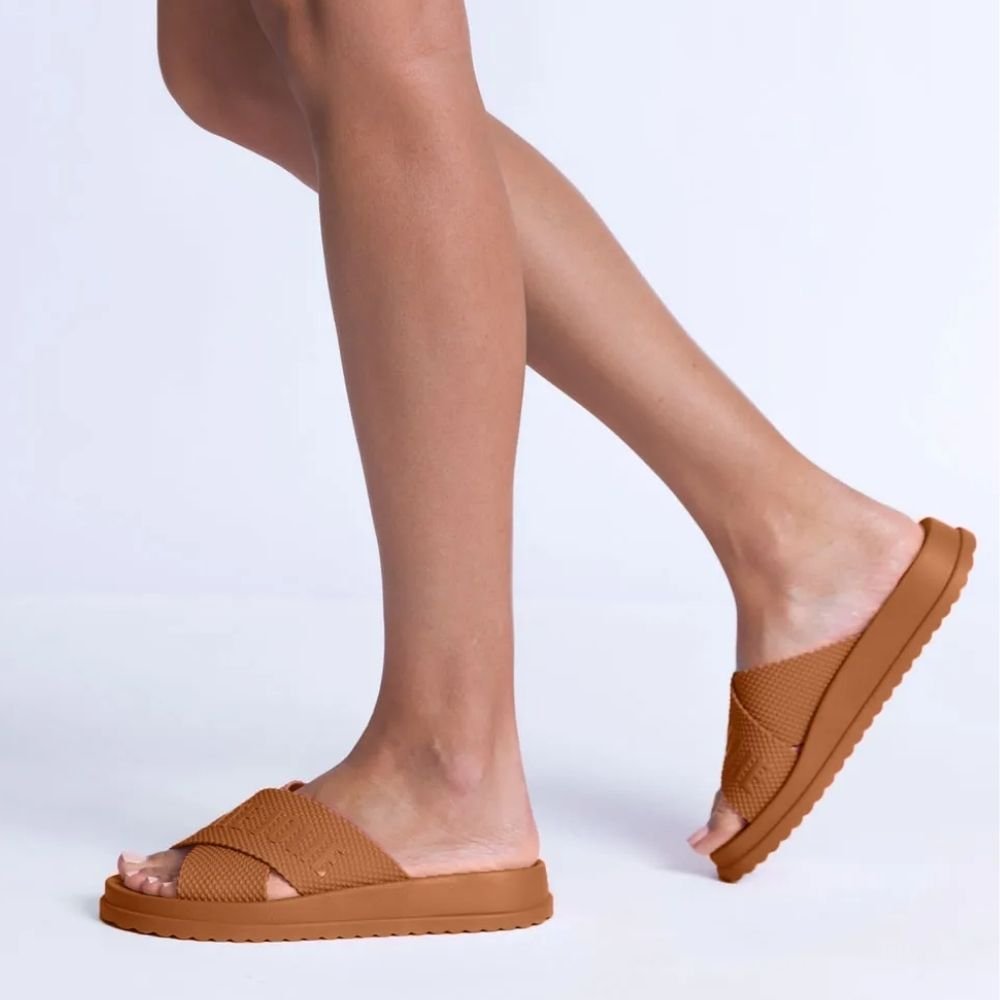 Chinelo Slide Feminino Smash Doce de Leite Petite Jolie PJ6812II Marrom 2