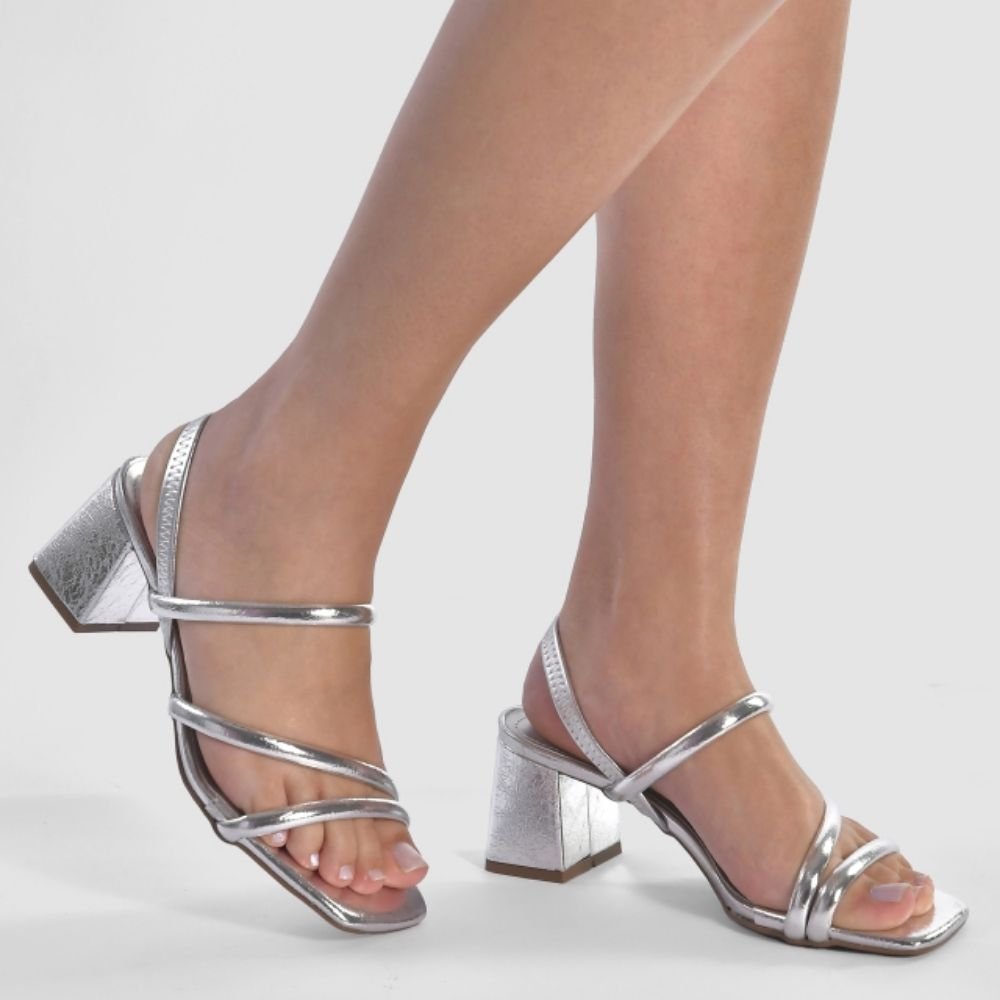 Sandália Feminina Salto Bloco Prata Via Marte 171-029-01 Prata 2