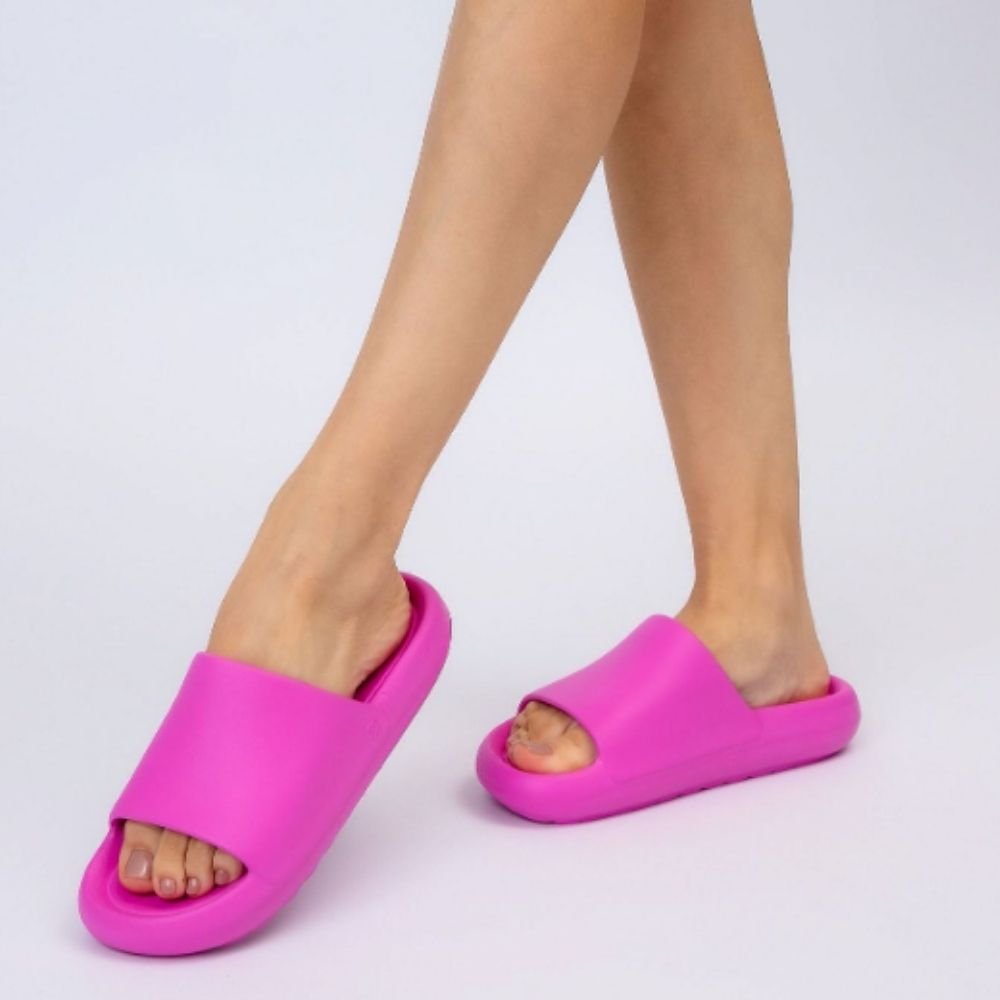 Chinelo Feminino Slide Hug Fúcsia Petite Jolie PJ7639 Pink 2