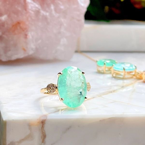 Anel Fusion Esmeralda Colombiana Oval Zirconias SemiJoia Dourado 3