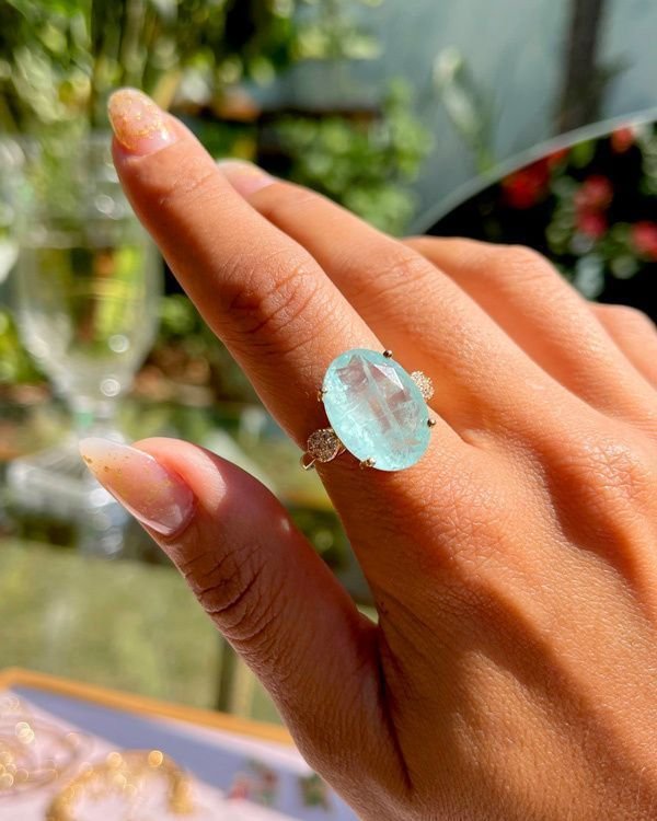 Anel Fusion Turmalina Oval com Zirconias SemiJoia Dourado 6