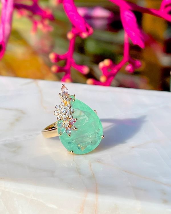 Anel Fusion Esmeralda Colombiana Cristais Florais SemiJoia Dourado 5