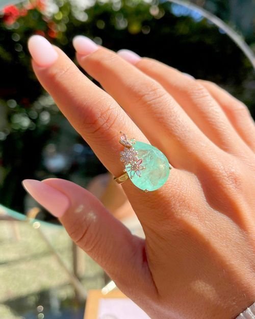 Anel Fusion Esmeralda Colombiana Cristais Florais SemiJoia Dourado 6