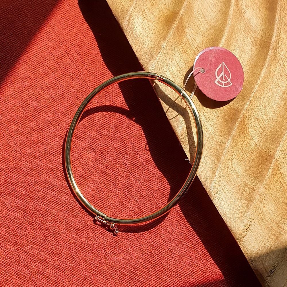 Bracelete Tubo Com Fecho Semijoia Banhada a Ouro Dourado 2