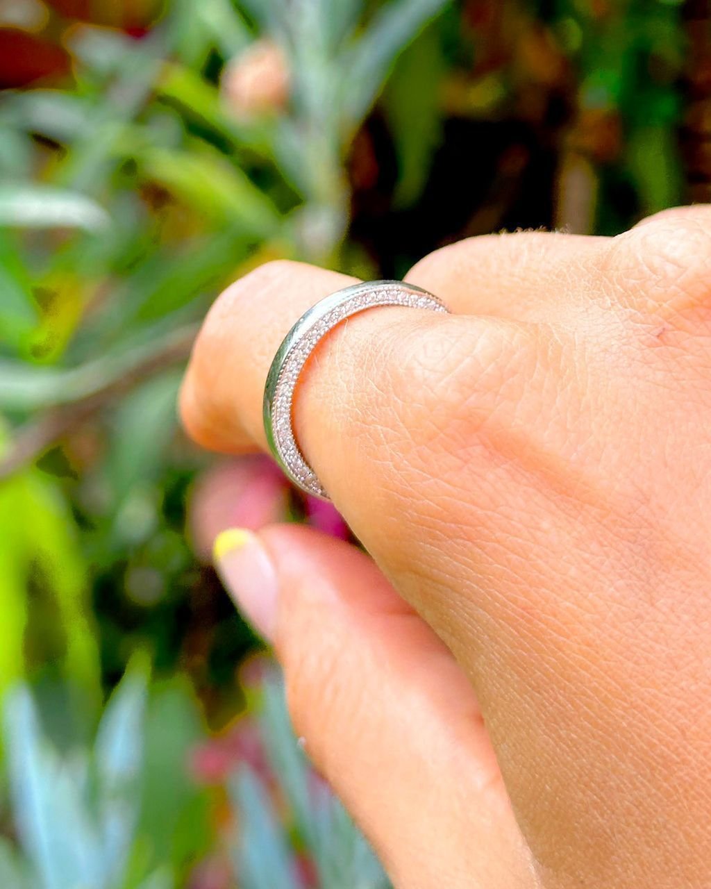 Anel Zircônias Lateral Aro Cravejado Joia Prata 925 Prata 2