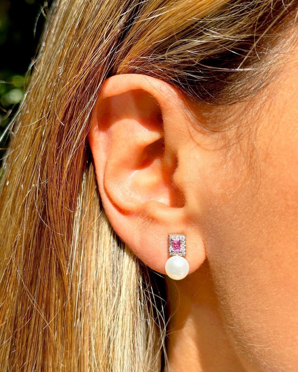 Brinco Zircônia Rosa com Pérola Semijoia Banho Rodio Rosa 4