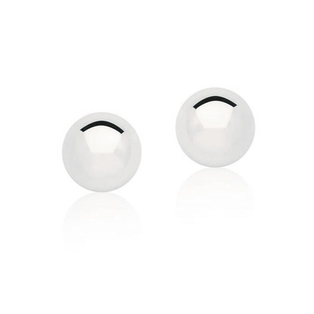 Brinco Meia Bola Liso Semijoia Banhada a Prata Com Forro