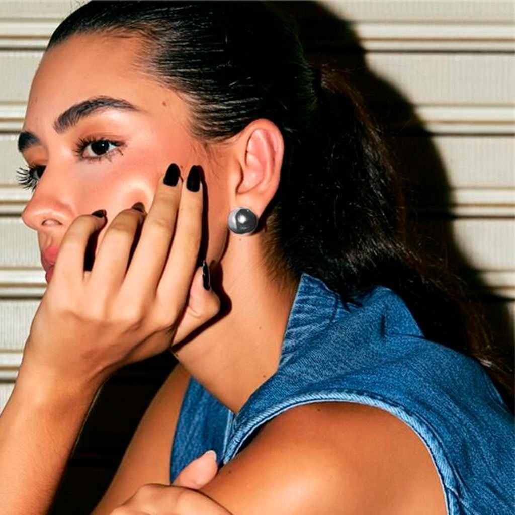 Brinco Meia Bola Liso Semijoia Banhada a Prata Com Forro Prata 2