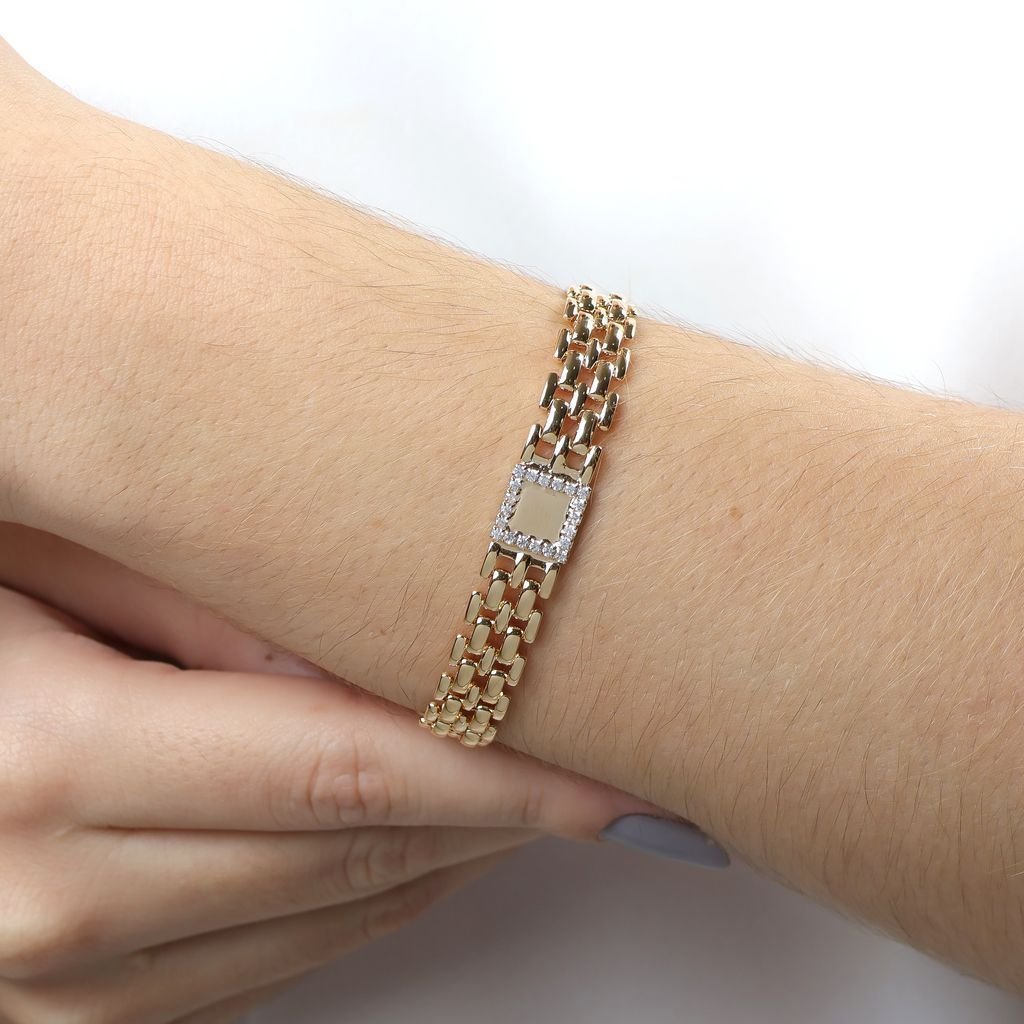 Pulseira Malha Clock com Quadrado Zircônias Semijoia Dourado 2