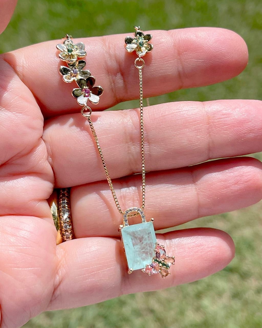 Conjunto Colar e Brinco Jardim Florido Dourado Verde 7