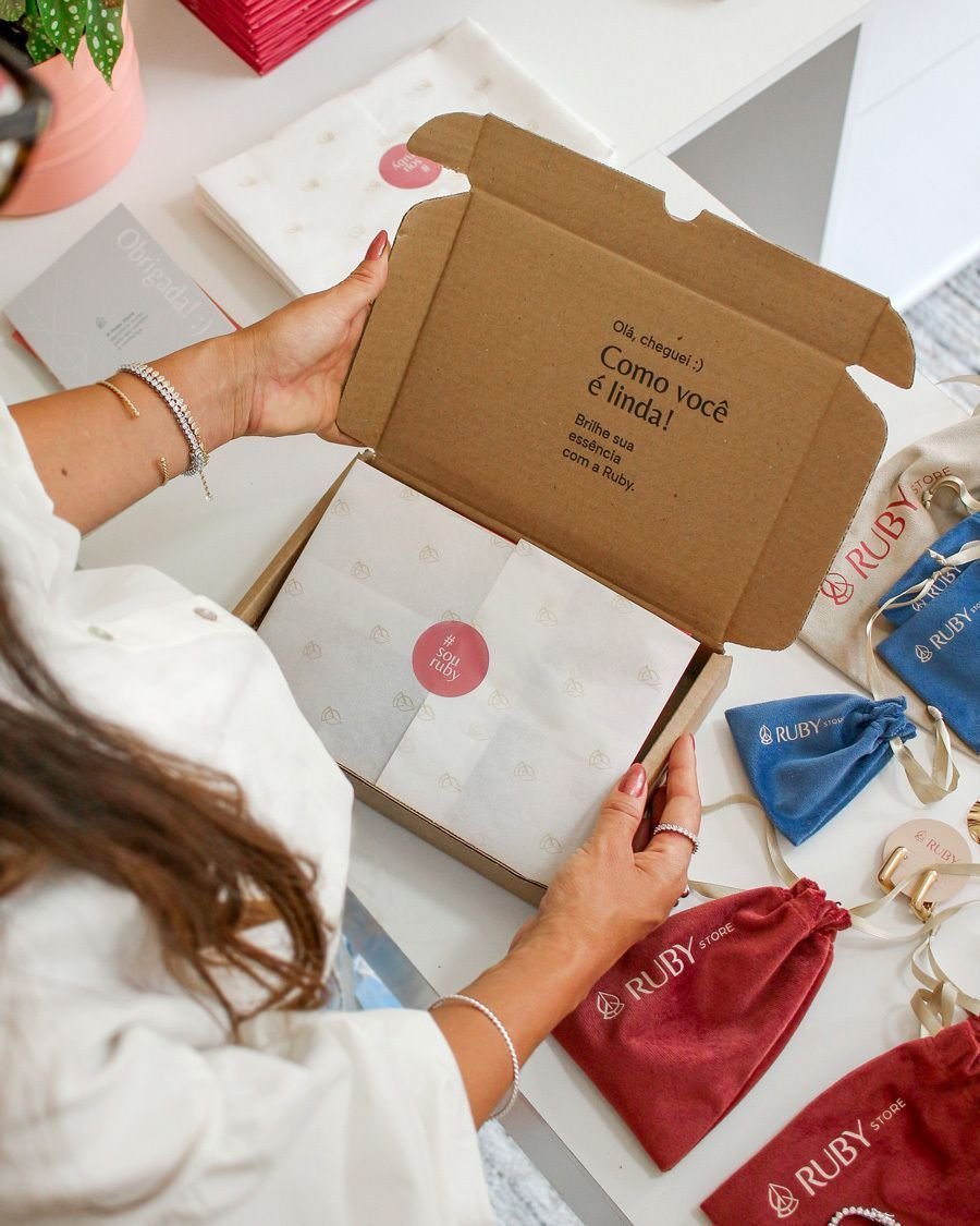 Conjunto Colar e Brinco Jardim Florido Dourado Verde 9