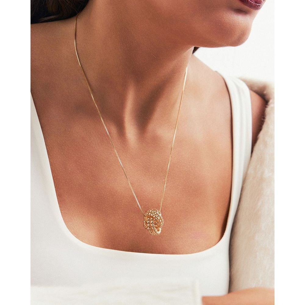 Colar Pingente Redondo Entrelaçado com Textura Semijoia Dourado 2