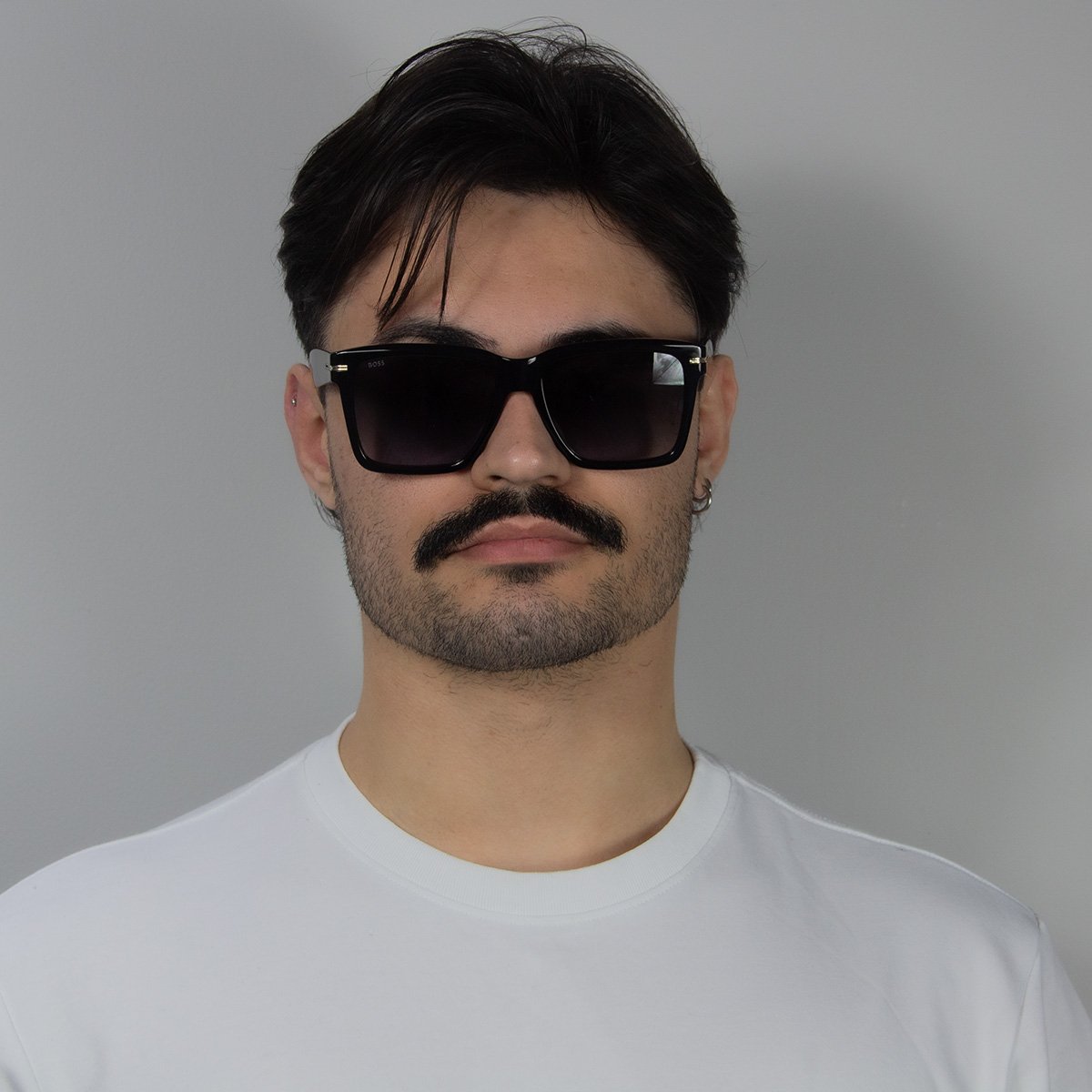 Oculos Solar Boss 1745/s 807 57 Preto Brilho Lente Cinza Degrade Preto 5