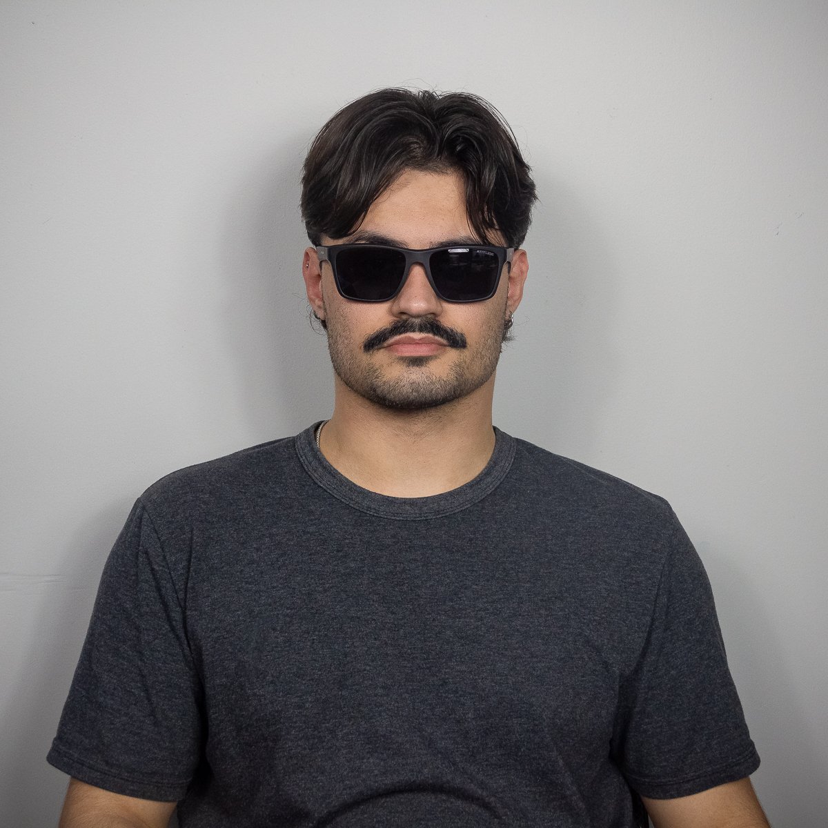 Oculos Solar Atitude At8239 A11 Preto Fosco Lente Cinza Preto 6